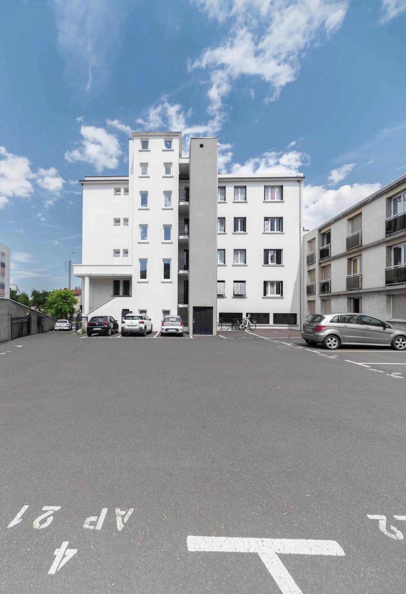 Leon Blum - Design - Parking Appartement *