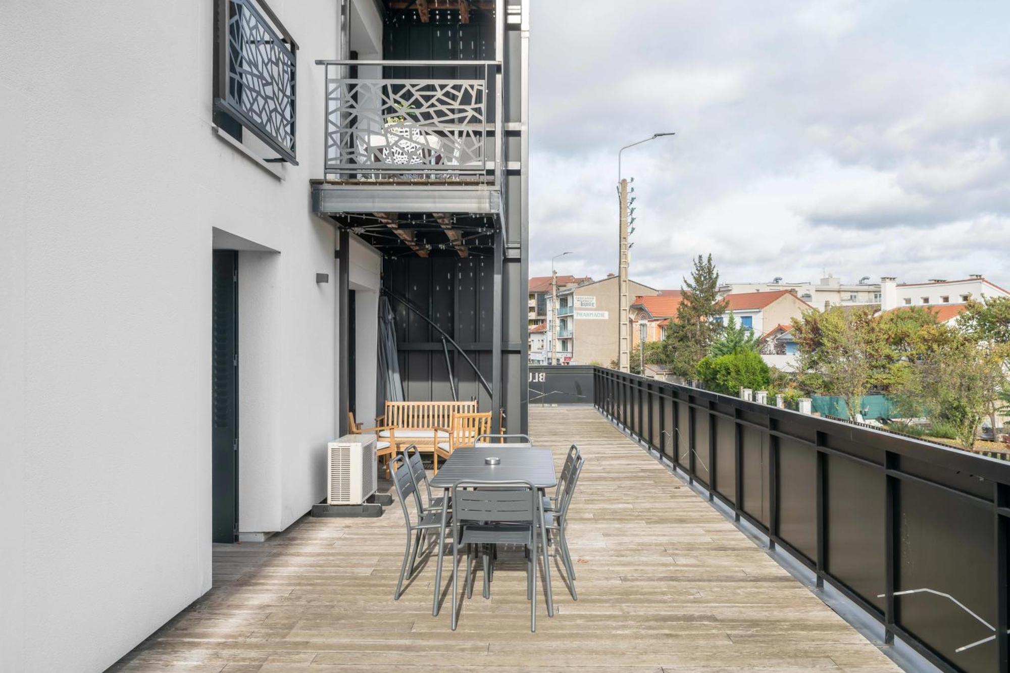 Leon Blum - Design - Parking Appartement